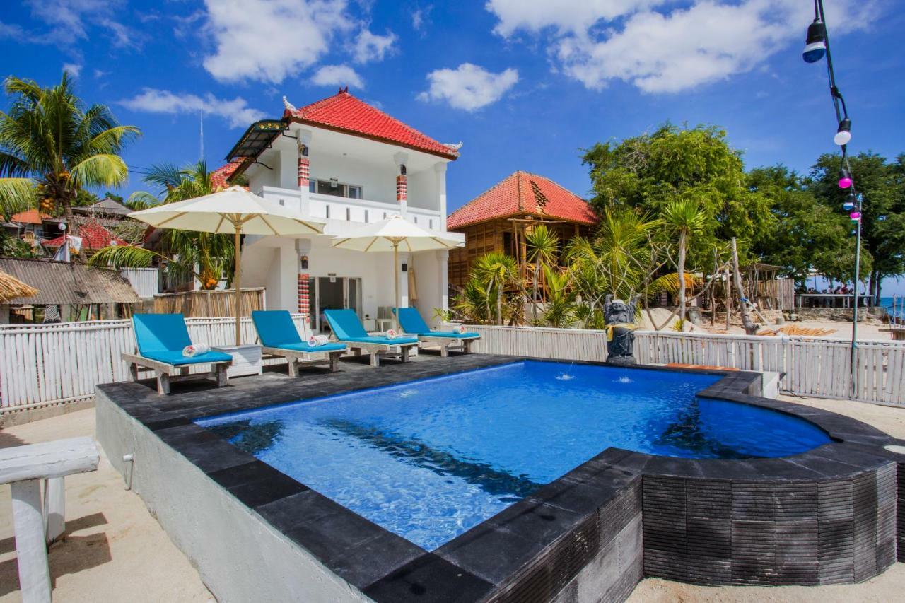 The Waterfront Beach House Нуса-Лембонган Экстерьер фото